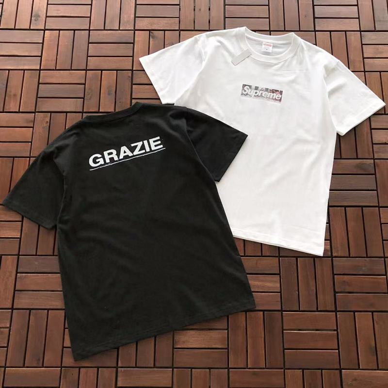 SUPREME T-SHIRT 55022759 (im 176CM 58KG iwear size M in the photo)
