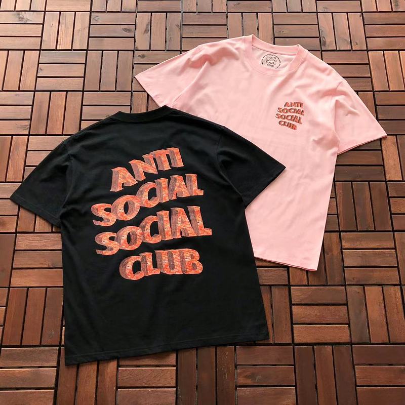 ANTI SOCIAL SOCIAL CLUB T-SHIRT 55041520 (im 185CM 80KG iwear size M in the photo)