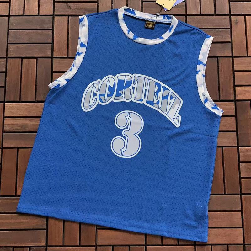 CORTEIZ VEST 77032738 (im 185CM 80KG iwear size M in the photo)