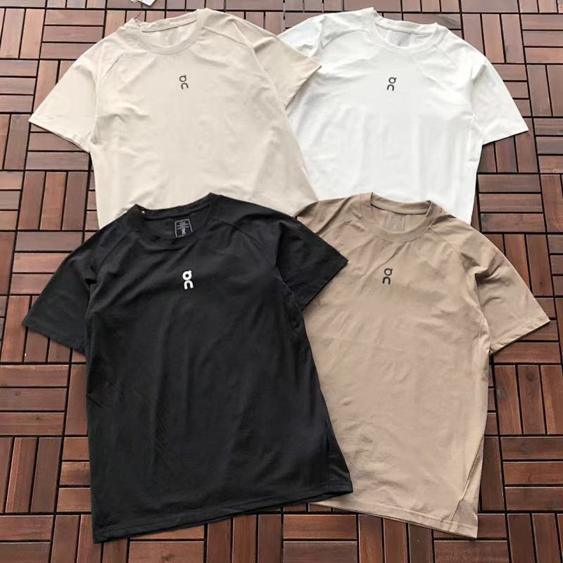 ON RUNNING T-SHIRT 55040711 (im 185CM 80KG iwear size M in the photo)