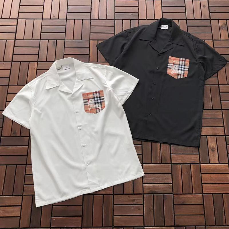 BURBERRY T-SHIRT SHIRT 77011541 (im 176CM 58KG iwear size L in the photo)