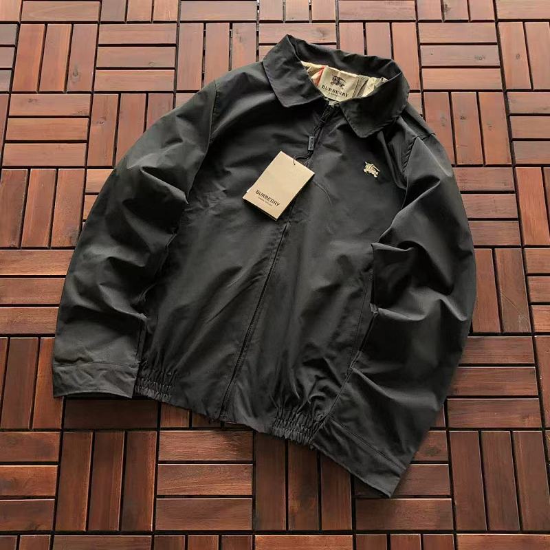BURBERRY JACKET 22091856 (im 180CM 68KG iwear size M in the photo）