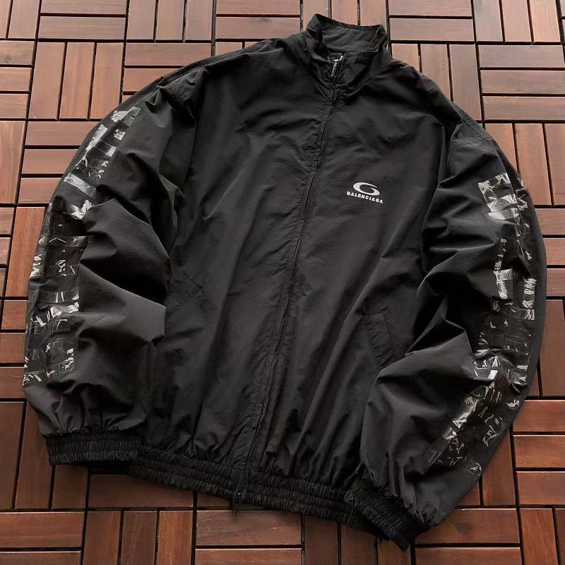 BALENCIAGA JACKET 66082003 (im 185CM 70KG iwear size S in the photo)