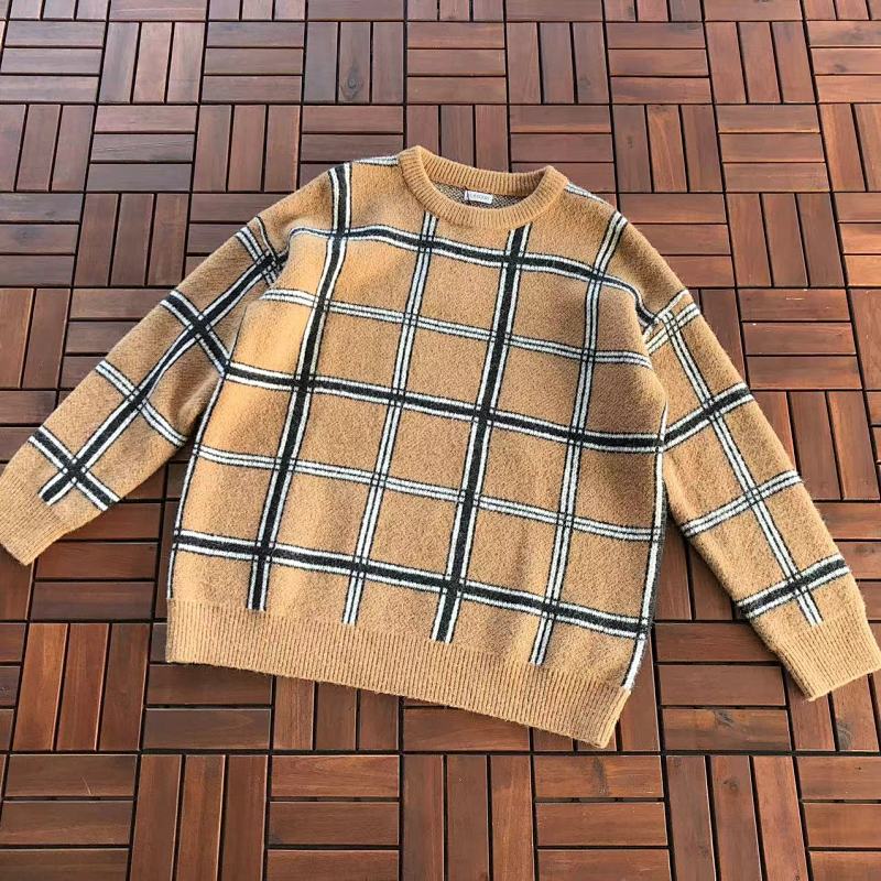 BURBERRY SWEATER 11110512 (im 170CM 60KG iwear size M in the photo)