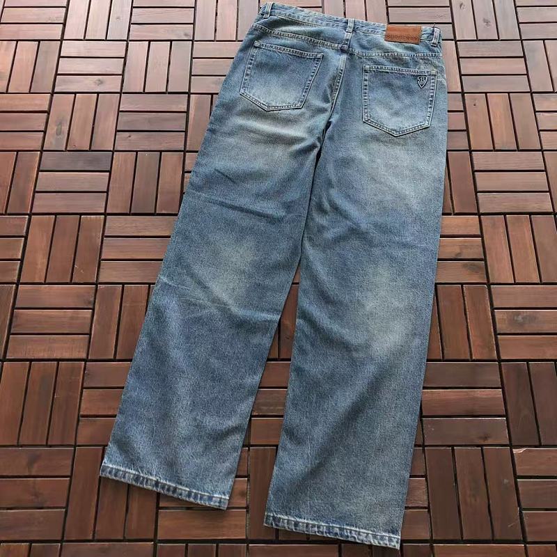 BURBERRY JEANS 66070734 (im 185CM 70KG iwear size 33 in the photo)