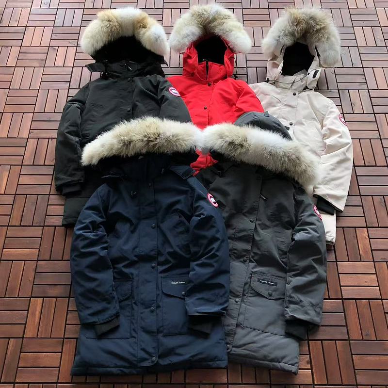 CANADA GOOSE WOMAN DOWN JACKET 11082233