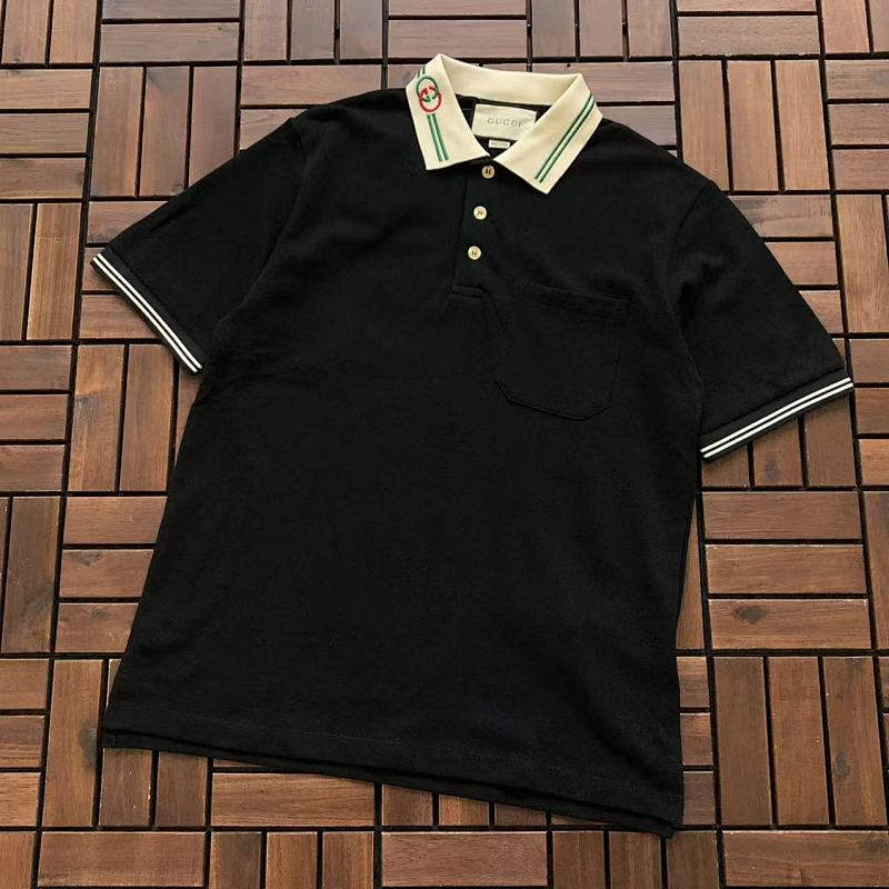 GUCCI T-SHIRT 44120921 (im 176CM 58KG iwear size XS in the photo)