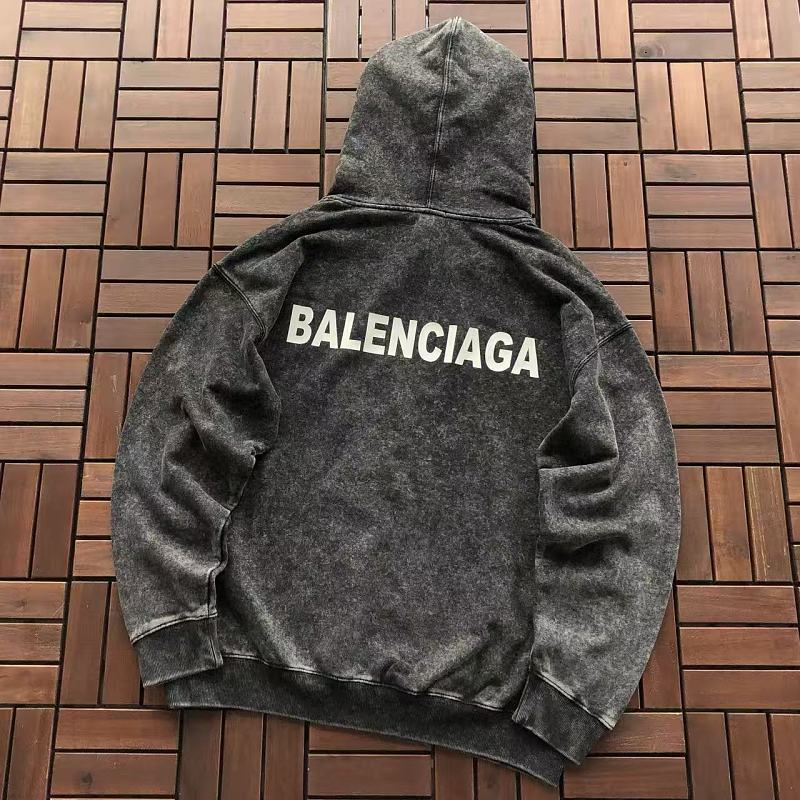 BALENCIAGA HOODIE 88090623 (im 185CM 80KG iwear size M in the photo)