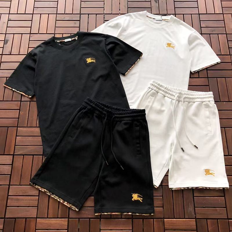 TOP PANTS BURBERRY T-SHIRT SHORTS 88051439 (im 185CM 70KG iwear size S in the photo)