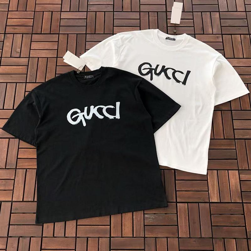 GUCCI T-SHIRT 55020617 (im 185CM 80KG iwear size L in the photo)
