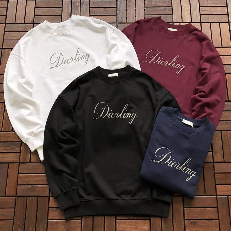 DIOR SWEATER (im 176CM 58KG iwear size M in the photo) 11111303