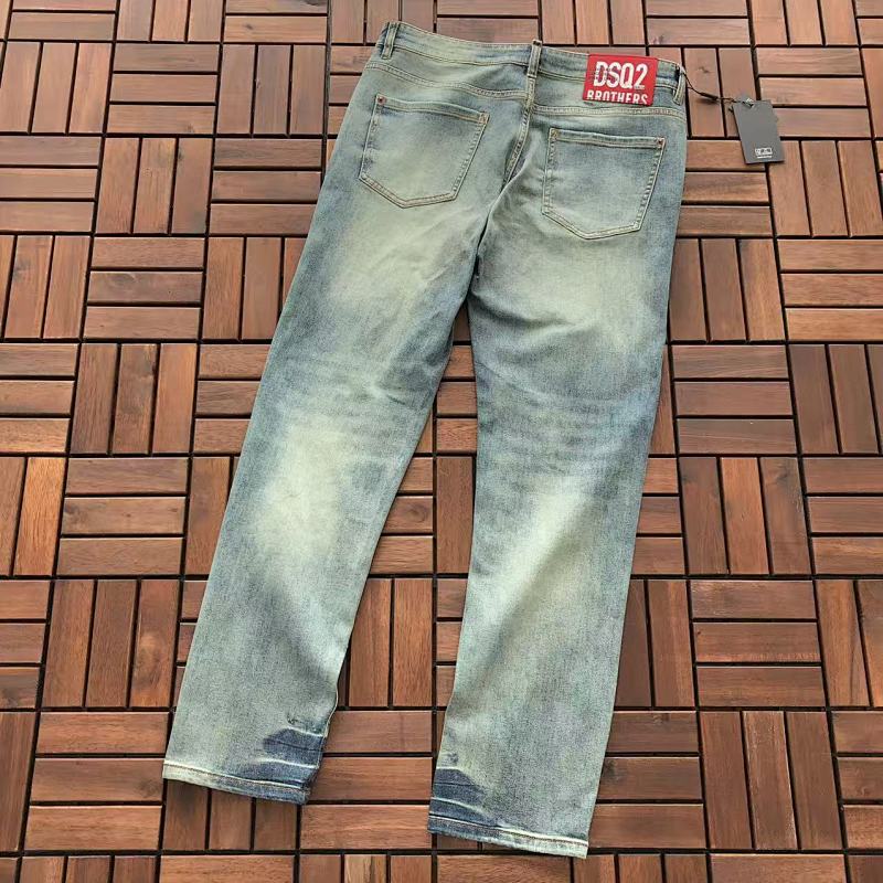 DSQUARED2 JEANS 22121614 (im 185CM 80KG iwear size 34 in the photo)