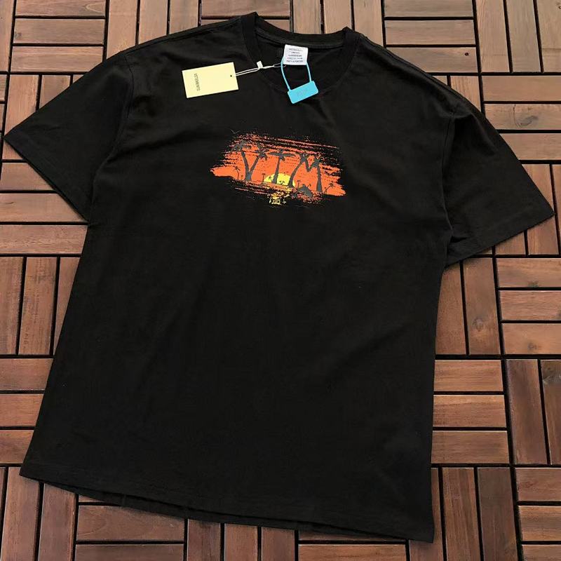 VETEMENTS T-SHIRT 66012537 (im 185CM 80KG iwear size M in the photo)