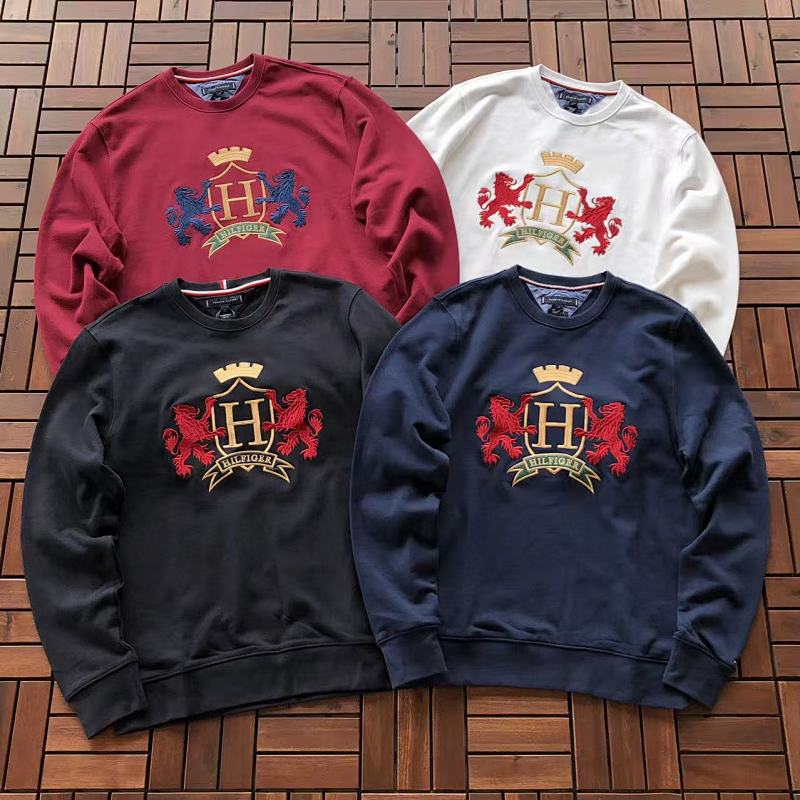 T 🔥🔥🔥 H🔥🔥🔥R SWEATER 22092929 (im 180CM 68KG iwear size XL in the photo)
