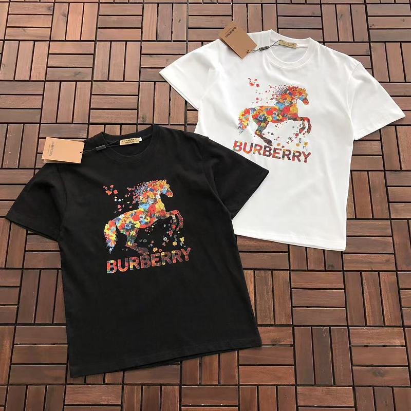 BURBERRY T-SHIRT 77050727 (im 185CM 80KG iwear size M in the photo)