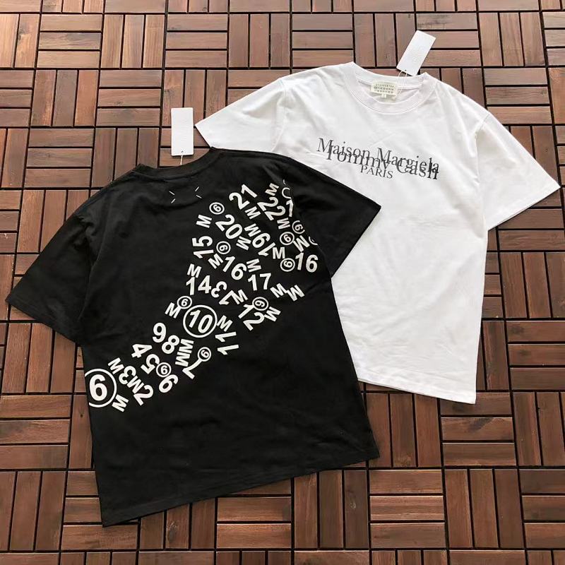 MAISON MARGIELA T-SHIRT 33101302 (im 180CM 68KG iwear size 46 in the photo)