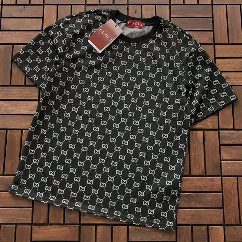 GUCCI T-SHIRT 55012837 (im 185CM 80KG iwear size L in the photo)
