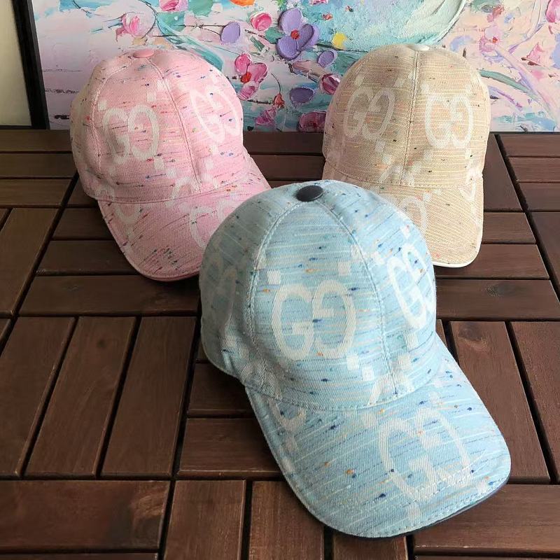 GUCCI CAP 55042632