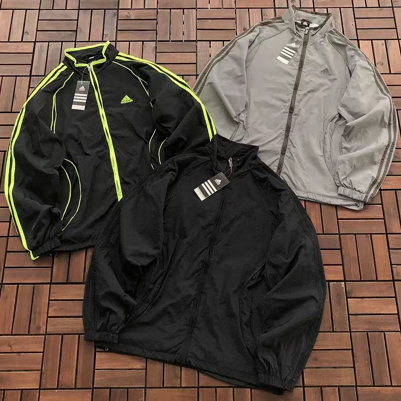 ADIDAS JACKET 66062431 (im 185CM 70KG iwear size L in the photo)
