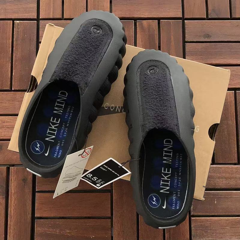NIKE SLIPPERS 77050432