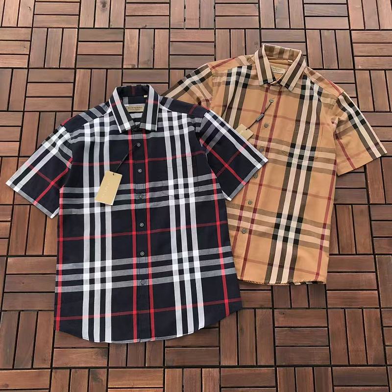 BURBERRY T-SHIRT SHIRT 55061350 (im 185CM 70KG iwear size L in the photo)