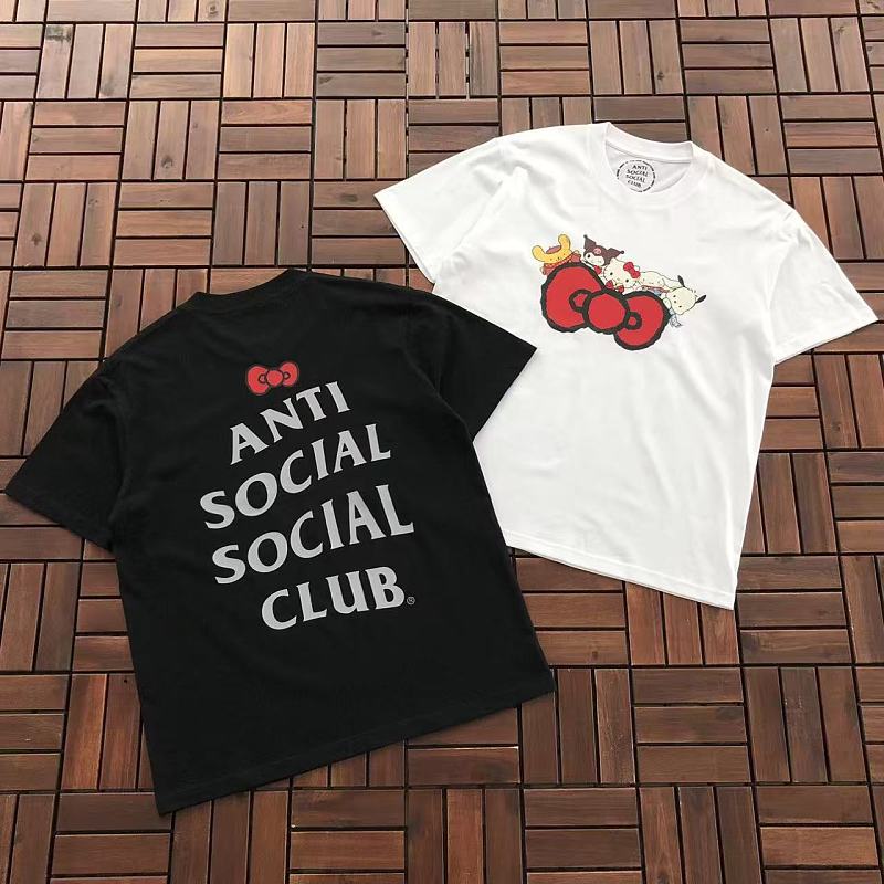 ANTI SOCIAL SOCIAL CLUB & SANRIO T-SHIRT 55051894 (im 185CM 70KG iwear size M in the photo)