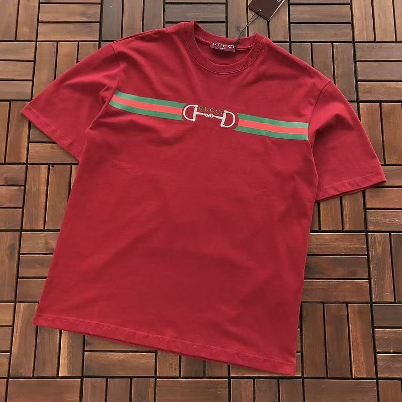 GUCCI T-SHIRT 66050721 (im 185CM 70KG iwear size S in the photo)