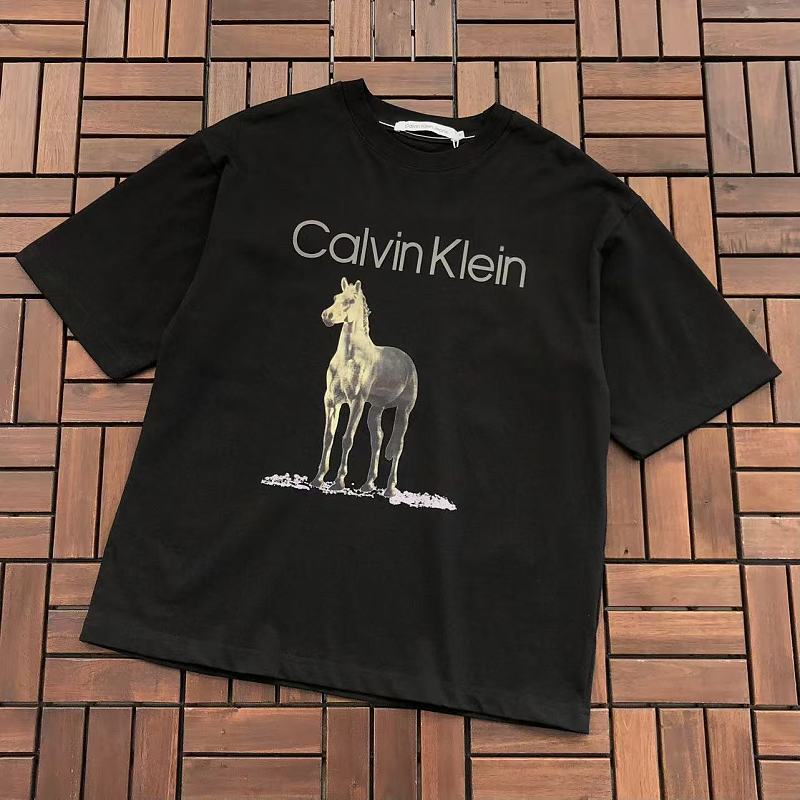 CALVIN KLEIN T-SHIRT 88061052 (im 185CM 80KG iwear size M in the photo)