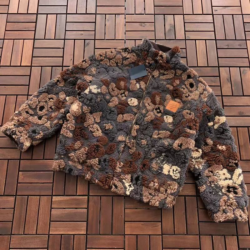 LV JACKET FLEECE 77081736 (im 185CM 70KG iwear size M in the photo)