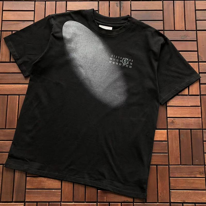 MAISON MARGIELA TISHIRT 33101351 (im 180CM 68KG iwear size 50 in the photo)