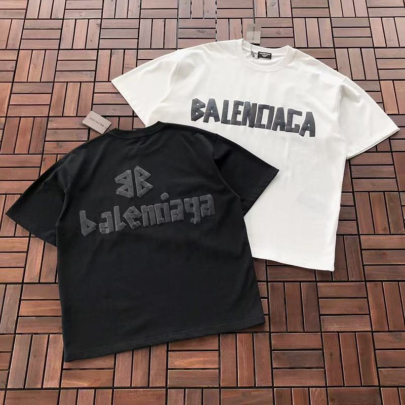 BALENCIAGA T-SHIRT 55080436 (im 185CM 80KG iwear size M in the photo)