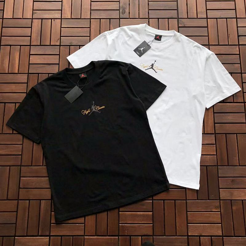 AIR JORDAN T-SHIRT 22102743 (im 176CM 58KG iwear size M in the photo)