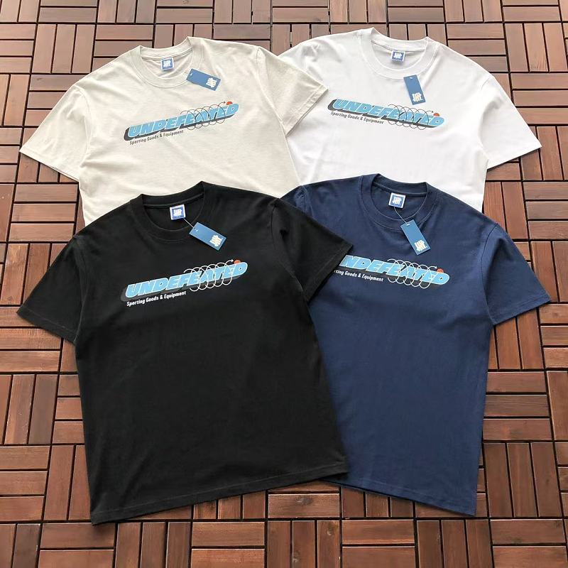 UNDEFEATED T-SHIRT 55051424 (im 185CM 80KG iwear size M in the photo)