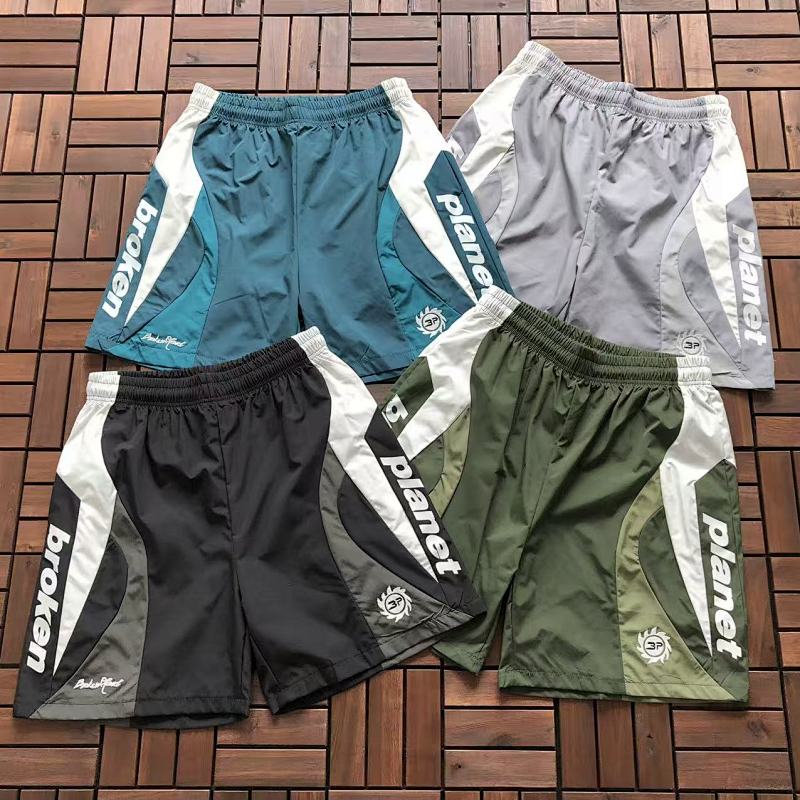 BROKEN PLANET SHORTS 55020507 (im 176CM 58KG iwear size L in the photo)