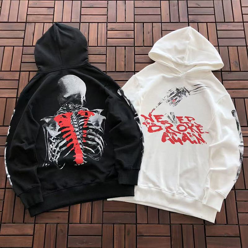 VLONE HOODIE 33112205 (im 176CM 58KG iwear size M in the photo)