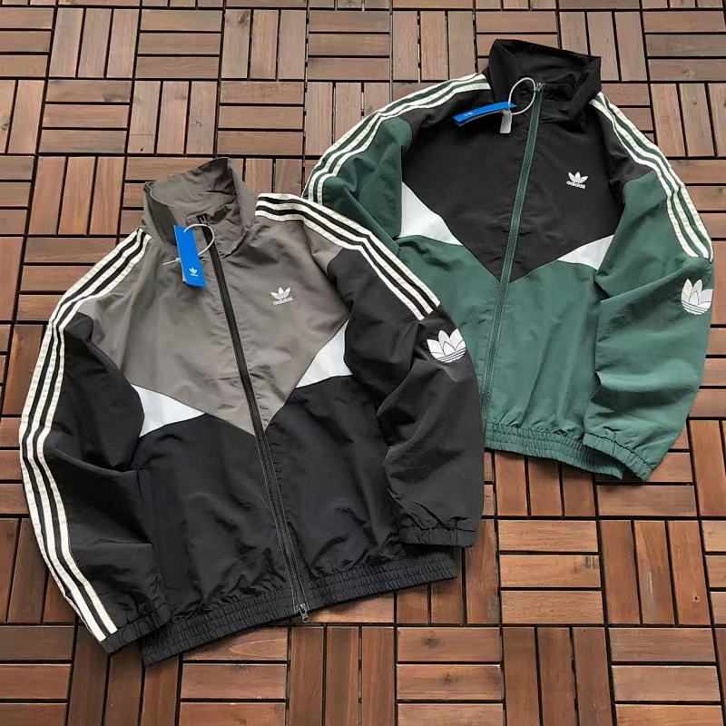 ADIDAS JACKET 66032060 (im 185CM 80KG iwear size M in the photo)