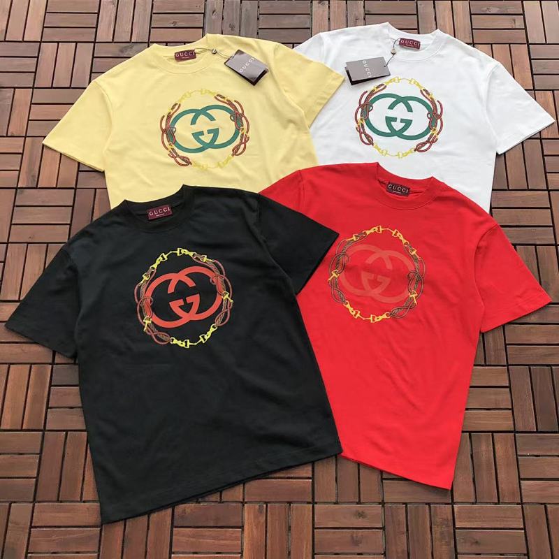 GUCCI T-SHIRT 55030810 (im 176CM 58KG iwear size M in the photo)