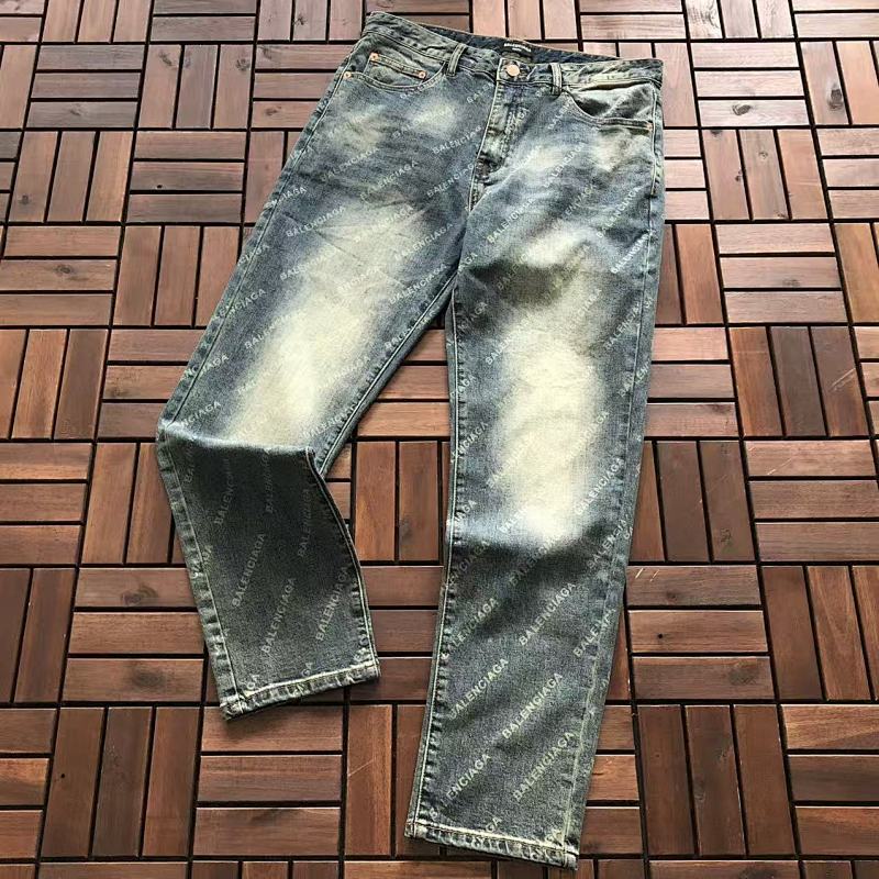 BALENCIAGA JEANS 22100215 (im 180CM 68KG iwear size L in the photo)