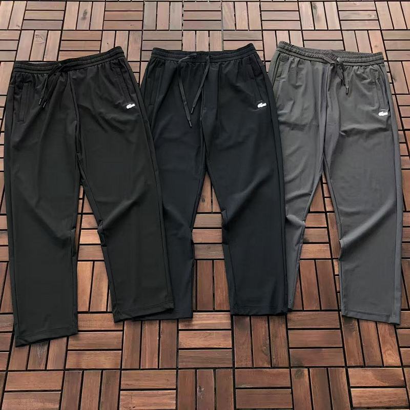 LACOSTE TROUSERS 66010348 (im 185CM 80KG iwear size XL in the photo)