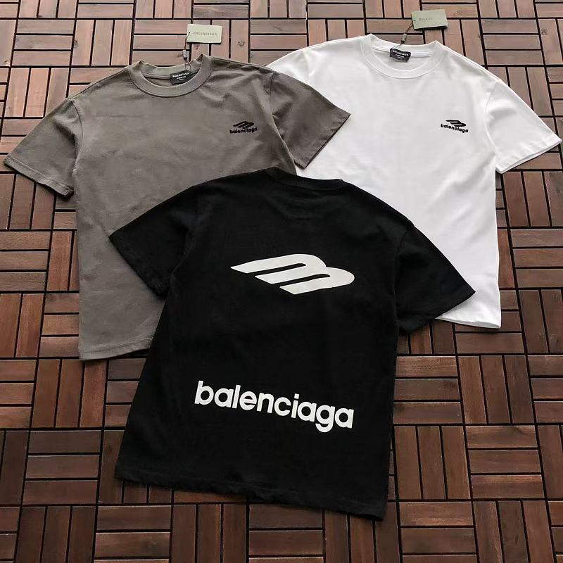 BALENCIAGA T-SHIRT 55060802 (im 185CM 80KG iwear size L in the photo)