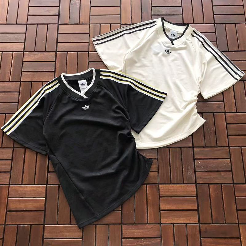 ADIDAS T-SHIRT WOMAN 66062404
