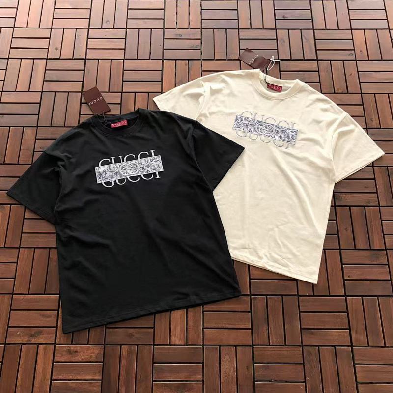 GUCCI T-SHIRT 77040687 (im 176CM 58KG iwear size S in the photo)