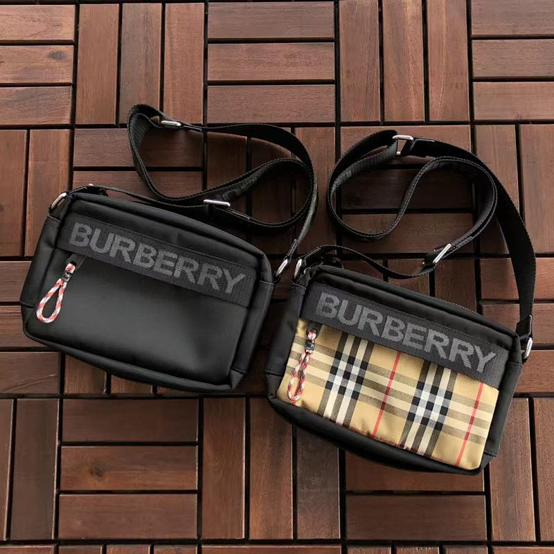 BURBERRY BAG 22110212（长21CM*宽15CM*高7CM)