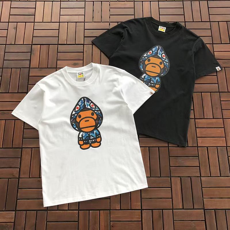 BAPE T-SHIRT 77071501 (im 180CM 68KG iwear size M in the photo)