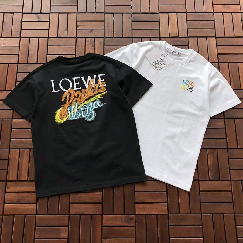 LOEWE T-SHIR 11100921 (im 180CM 68KG iwear size S in the photo)