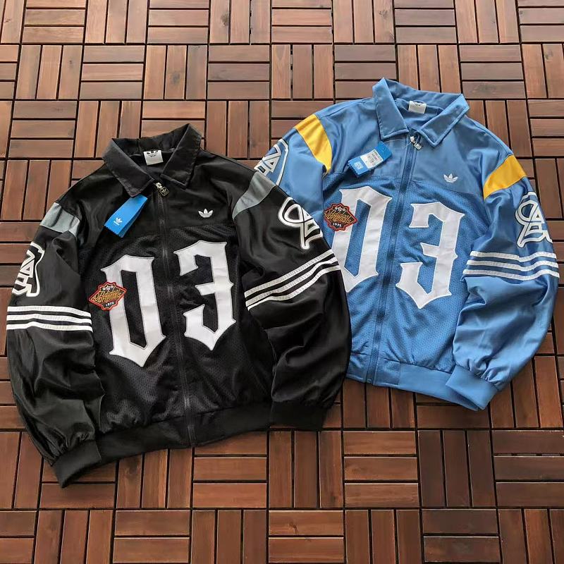ADIDAS JACKET 77081115 (im 185CM 70KG iwear size L in the photo)