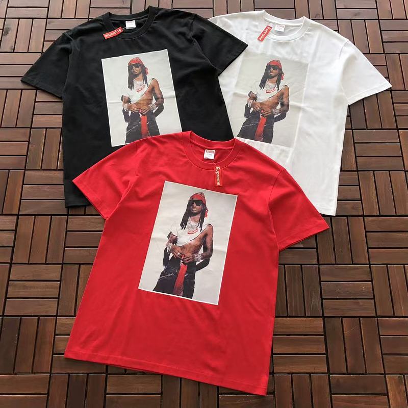 SUPREME T-SHIRT 77060401 (im 185CM 70KG iwear size M in the photo)