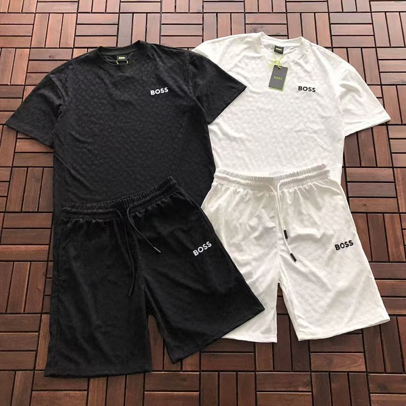 HUGO BOSS T-SHIRT SHORTS 33122346 (im 180CM 68KG iwear size L in the photo)