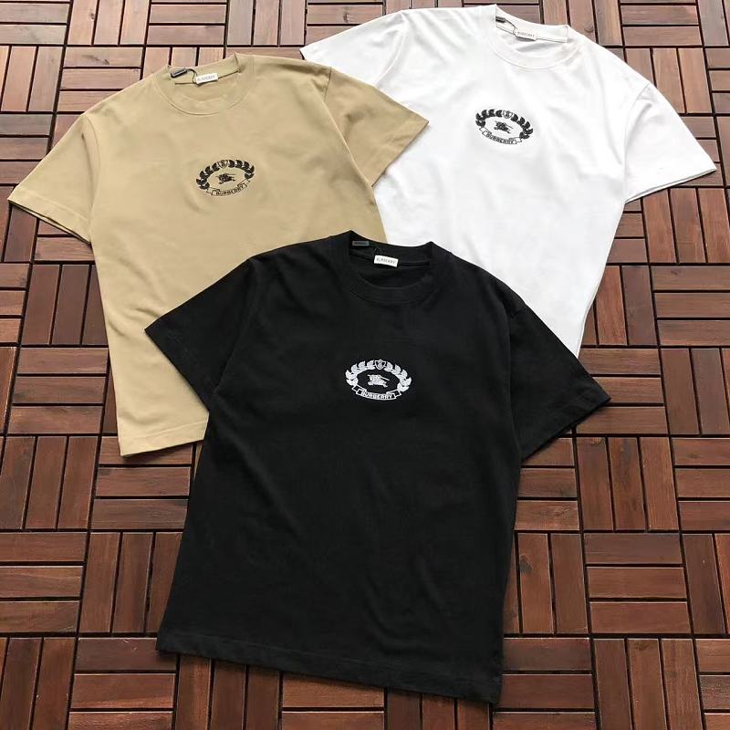 BURBERRY T-SHIRT 77071123 (im 185CM 70KG iwear size S in the photo)