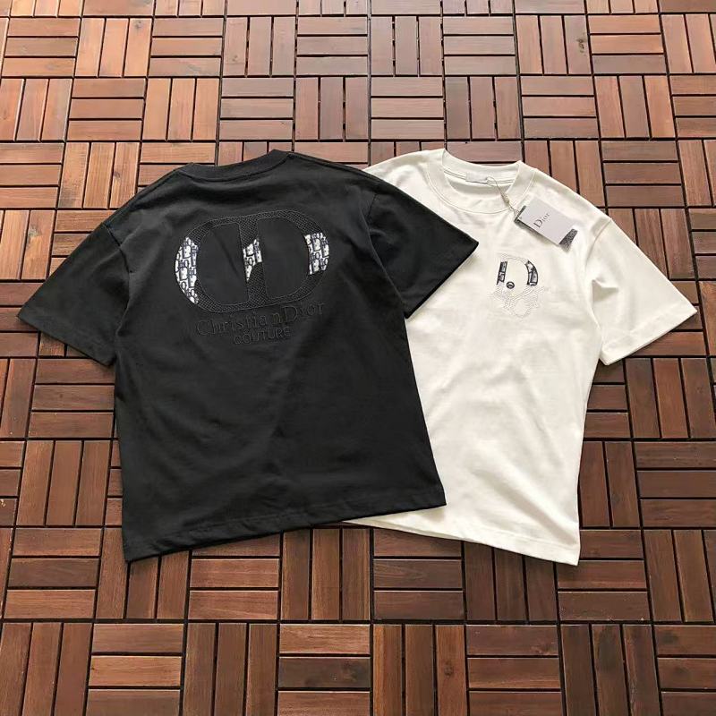 DIOR T-SHIRT 11121417 (im 176 CM 58 KG iwear size M in the photo)